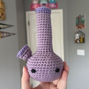 Light purple crochet bong 🪻